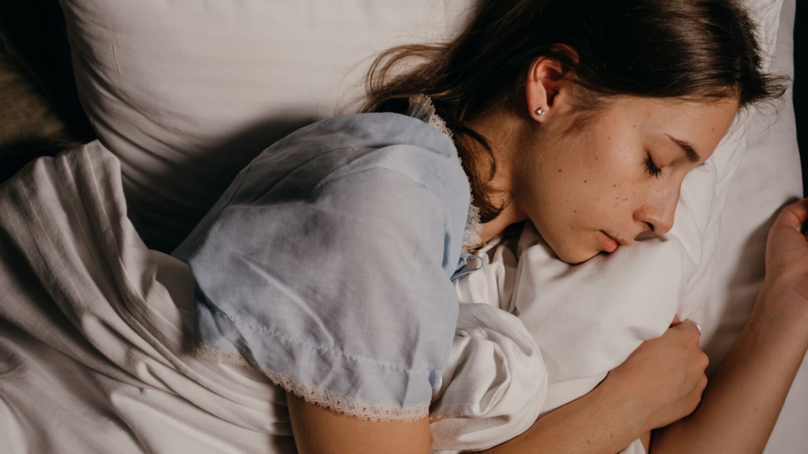 Rest Days vs Active Recovery: Budget-Friendly Guide for Beginners